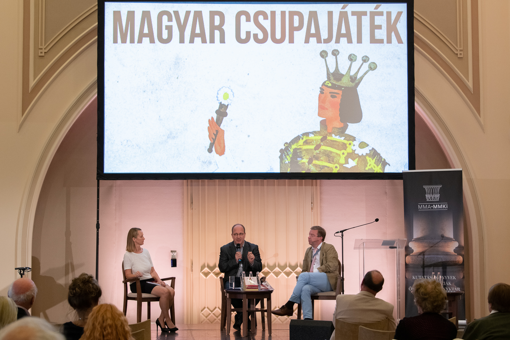 Konferencia a Magyar Csupajátékról a Pesti Vigadóban